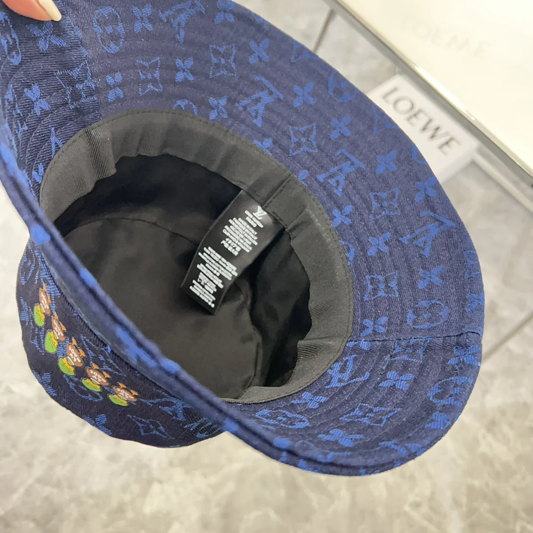 Панама LV 2024 New Classic Monogram — синяя