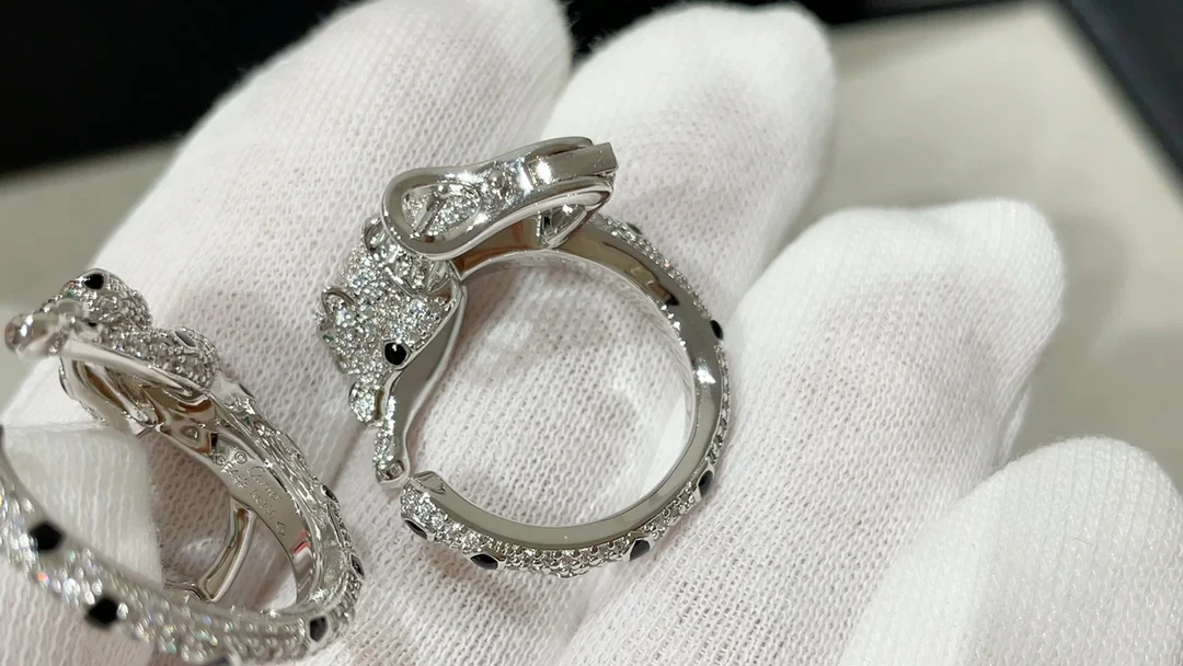 Серьги Cartier 051