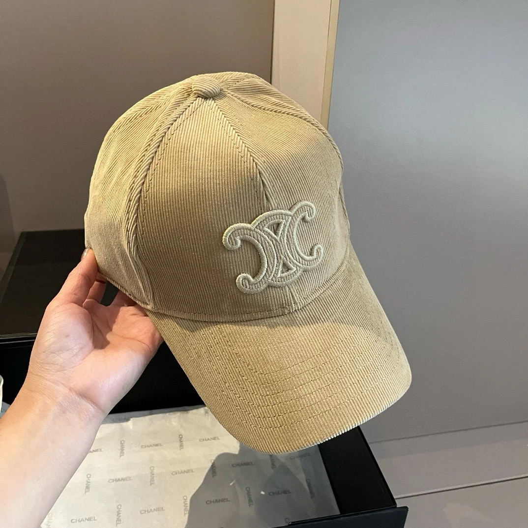 Бейсболка Celine из вельвета - Кофе