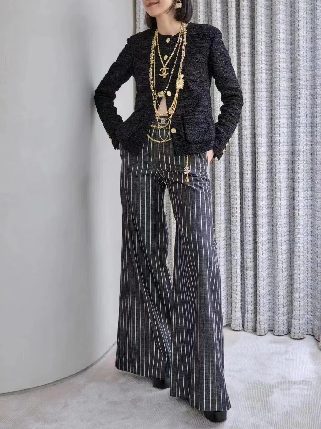 Брошь Chanel 128