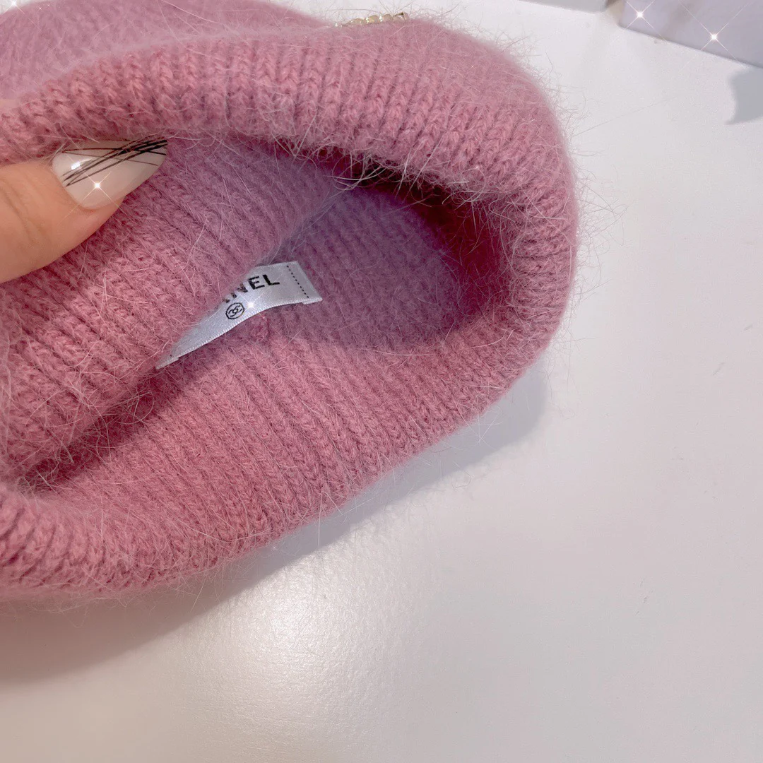 Chanel - Вязаная шапка из кроличьего меха - Розовая