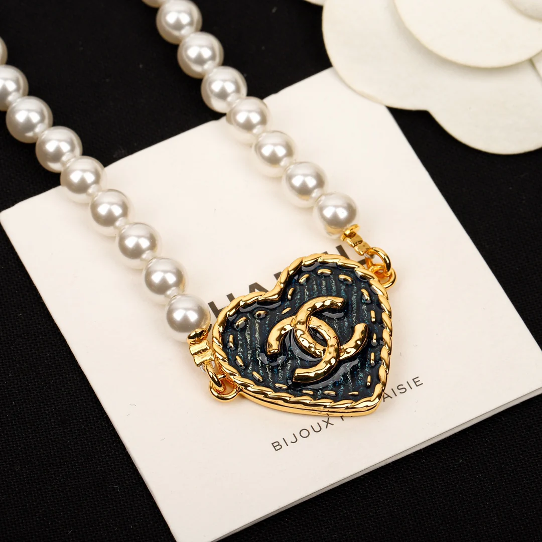 Колье Chanel 444