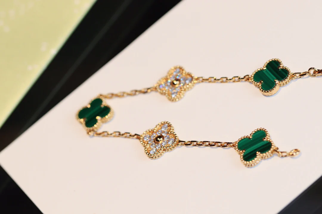 Браслет VCA - 7