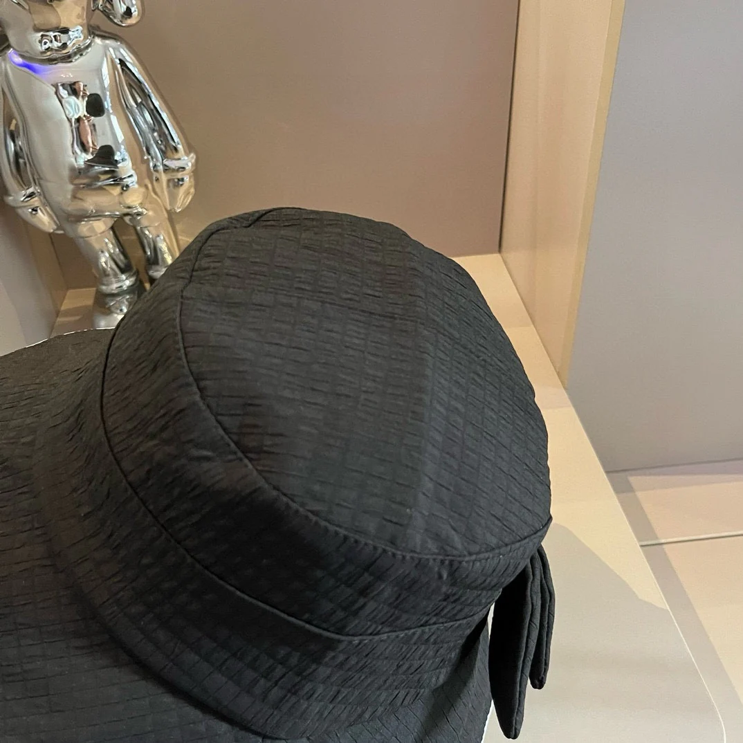 Chanel - Универсальная рыбацкая шляпа из парусины с бантом - Черная