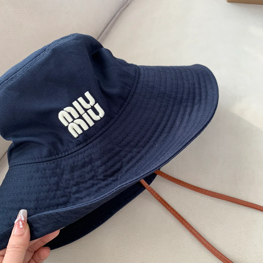 Классическая солнцезащитная шляпа Miu Miu на завязках - синяя