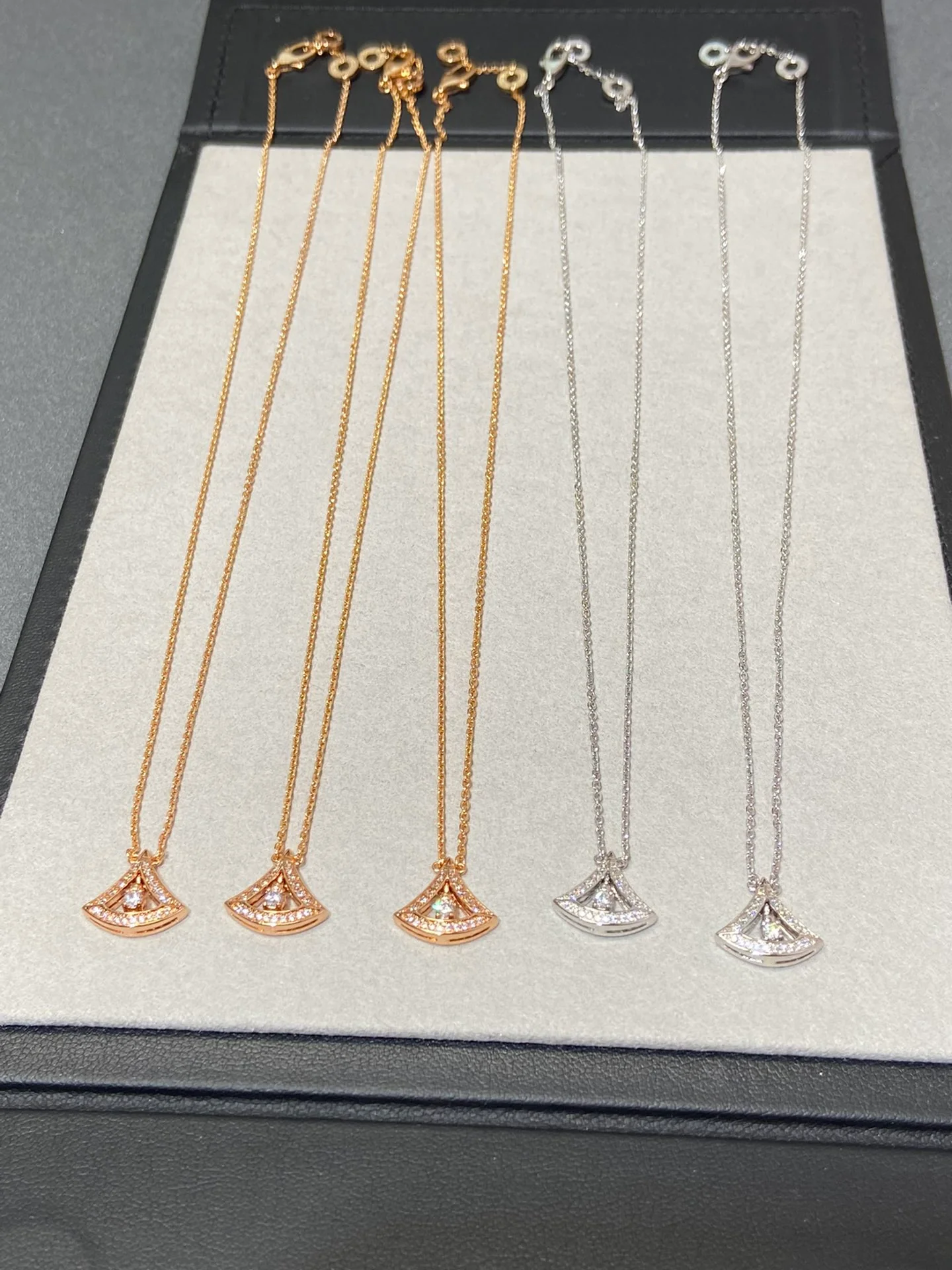 Bvlgari - Колье 062