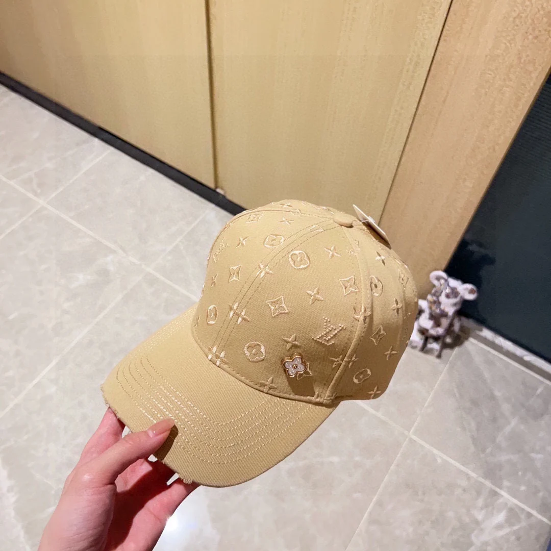 Новая бейсболка LV 2023 с вышитой монограммой, желтая.