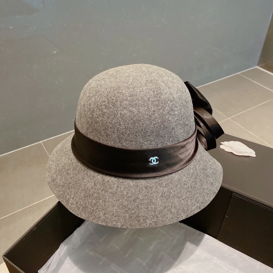 Шерстяная шляпа Chanel - серая - 1