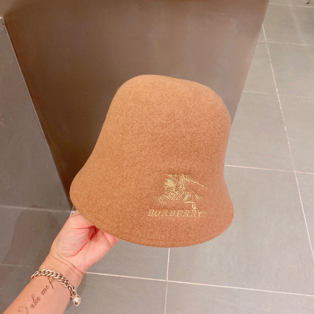 Шерстяная рыбацкая шляпа Burberry - коричневая