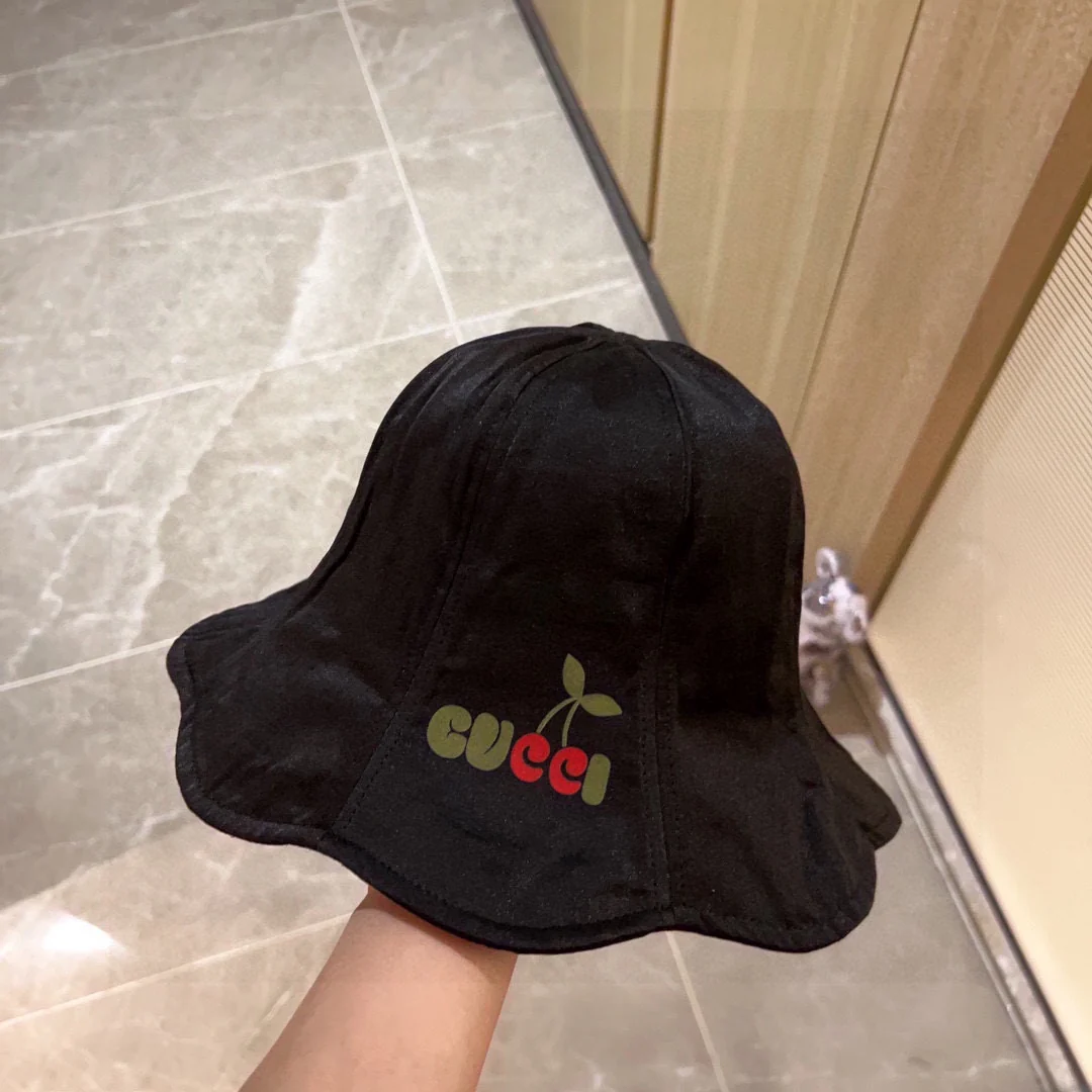 Новая водонепроницаемая рыбацкая шляпа Gucci 2023 с волнистым краем - черная.