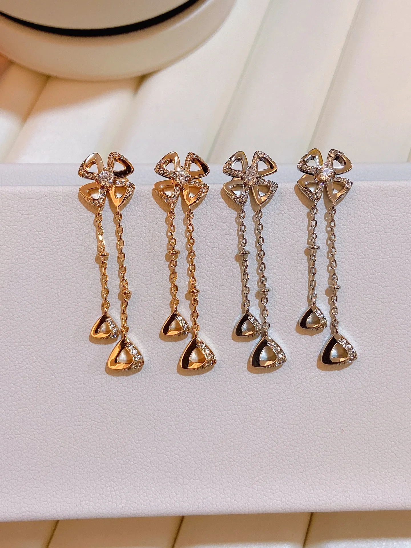 Серьги Bvlgari 020