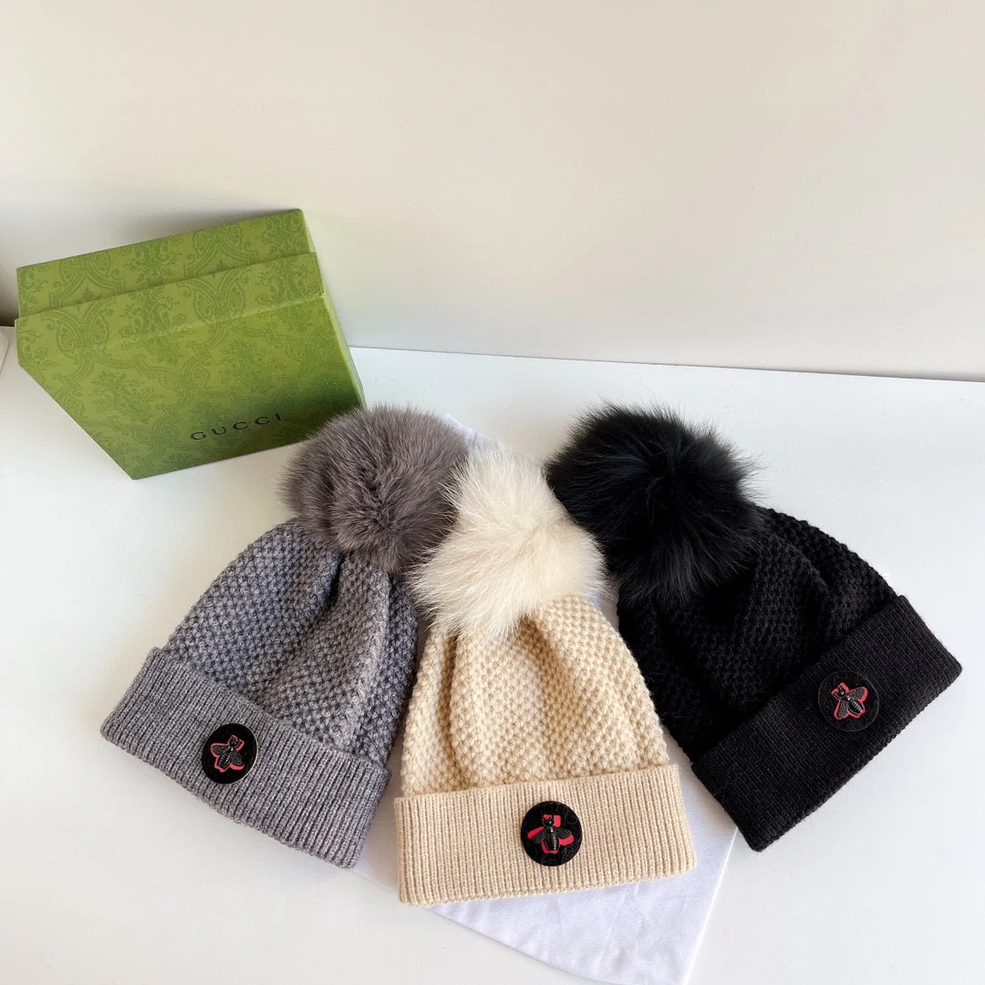 Gucci - Шапка с помпоном в виде лисы