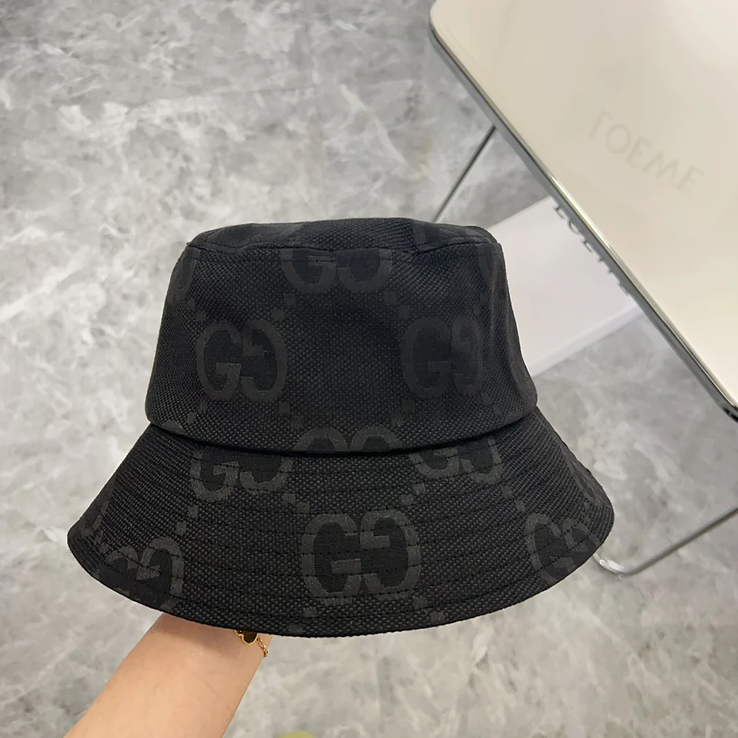 Панама Gucci с рисунком медведя - черная