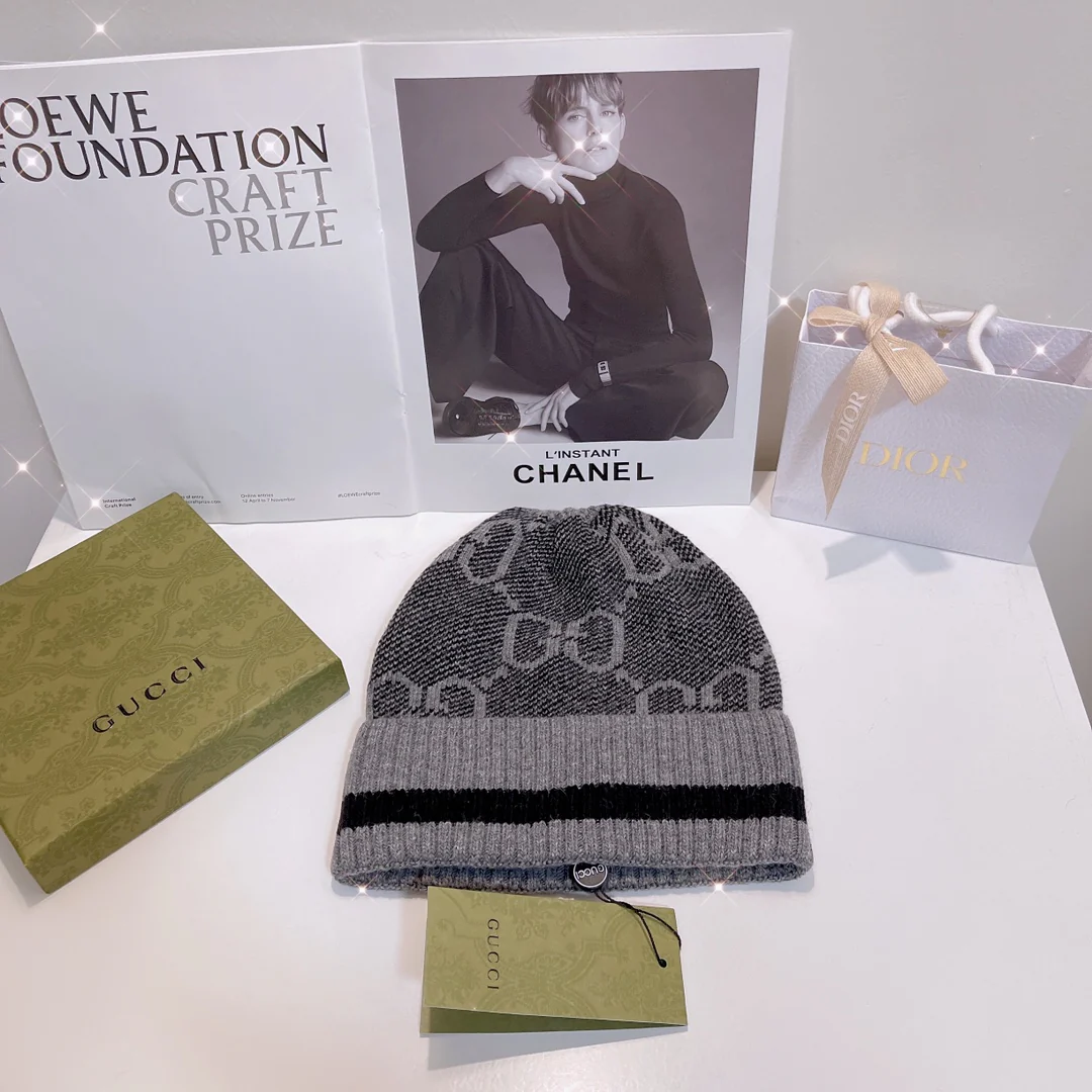 Gucci - Эластичная вязаная шапка-бини - Серая