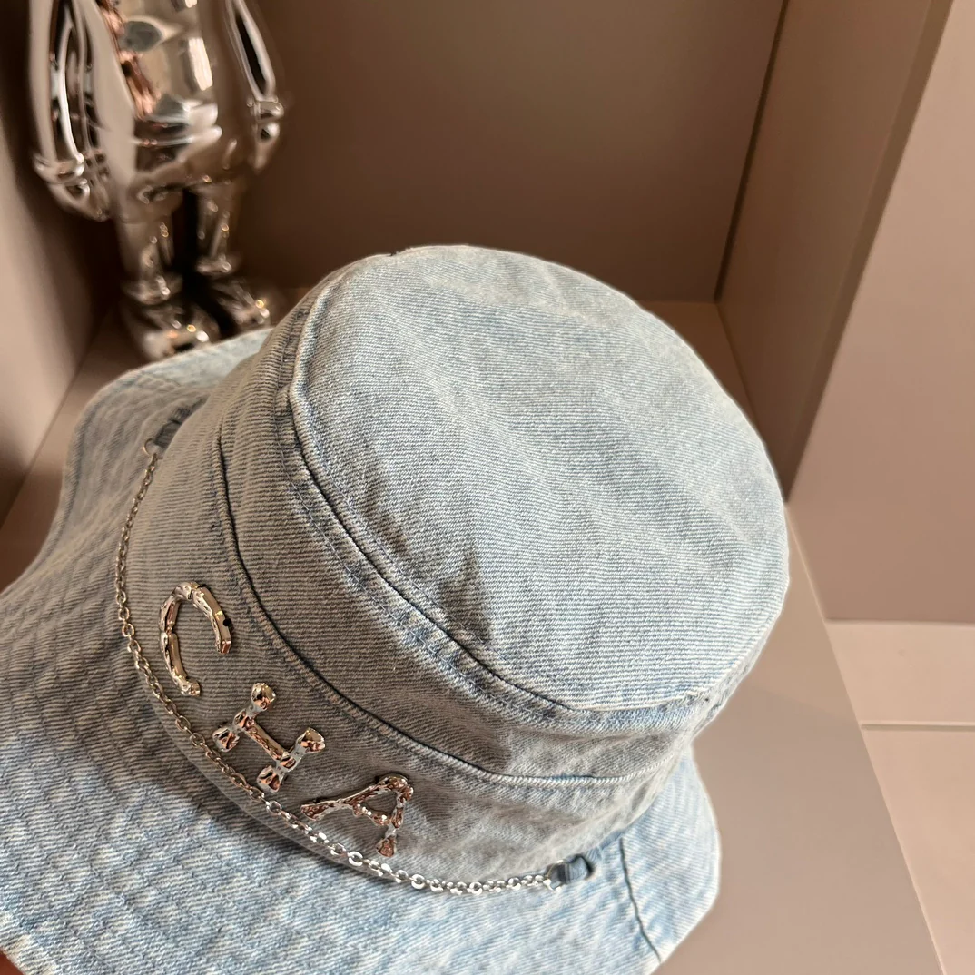 Chanel - Винтажная ковбойская рыбацкая шляпа с ремешками