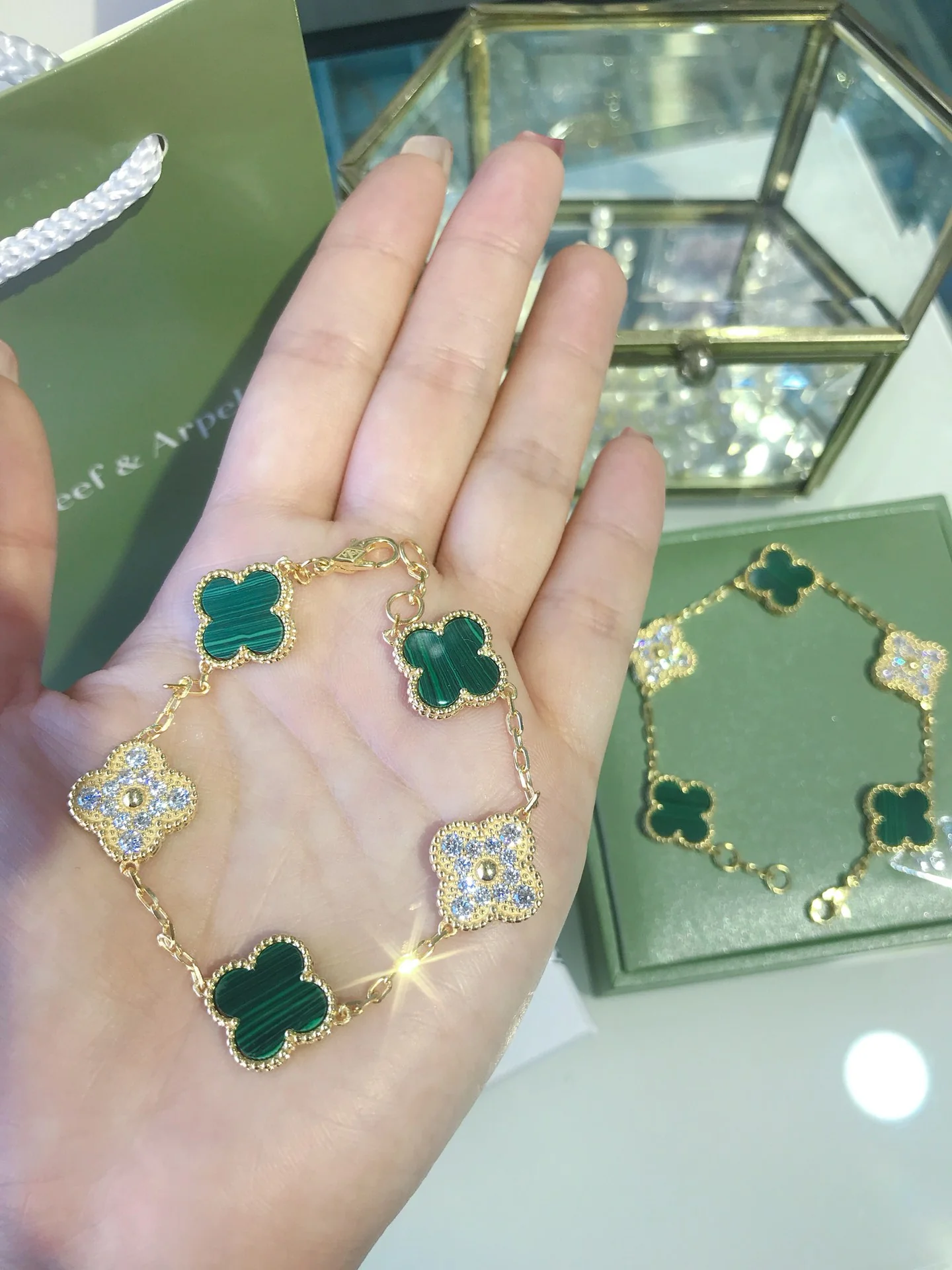 Браслет VCA - 30