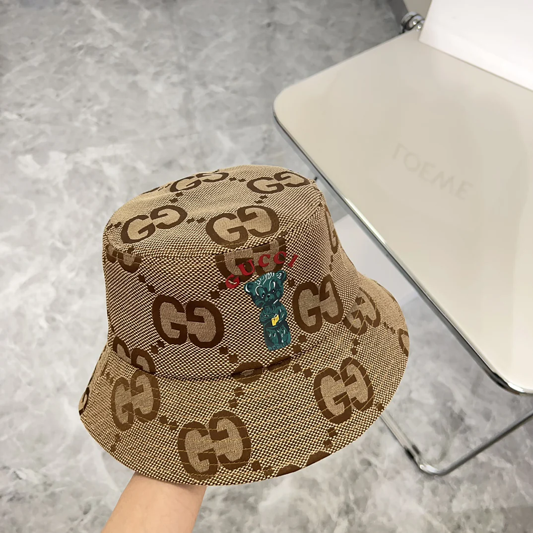 Панама Gucci с медвежьим рисунком - коричневая