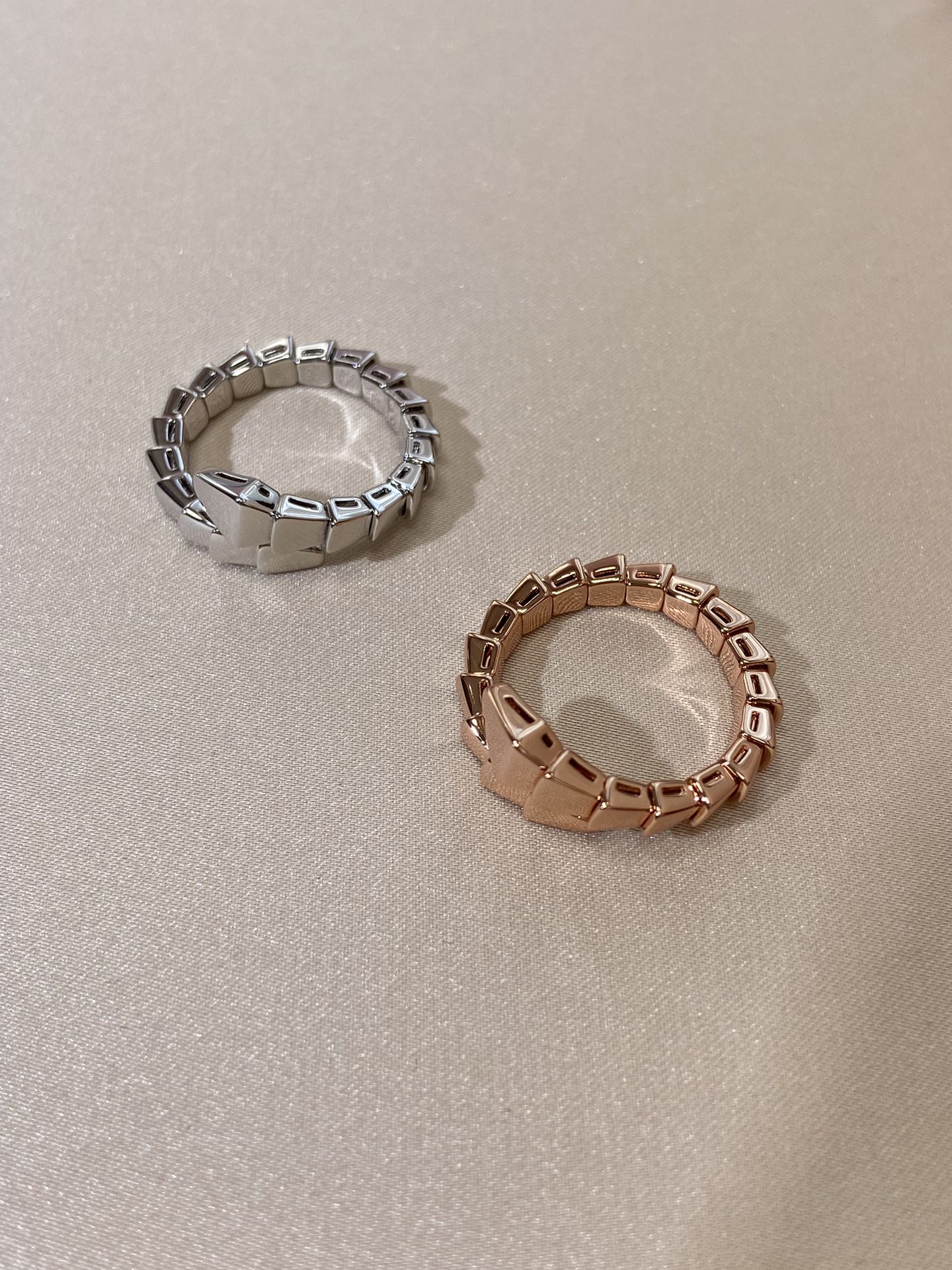 Кольцо Bvlgari 025