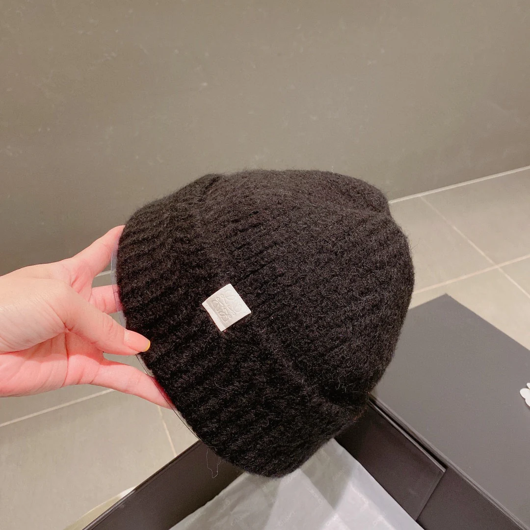 Вязаная шапка Lolwei - черная