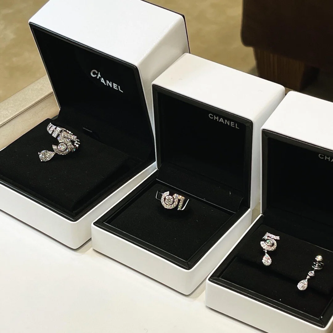 Серьги Chanel 799