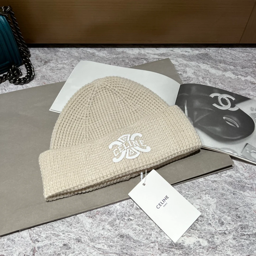 Вязаная шапка Celine - 1