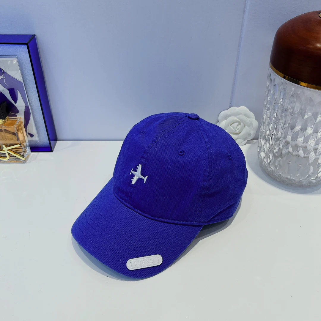 Бейсболка Chanel с вышитым логотипом самолета - 4 цвета - 1 шт.