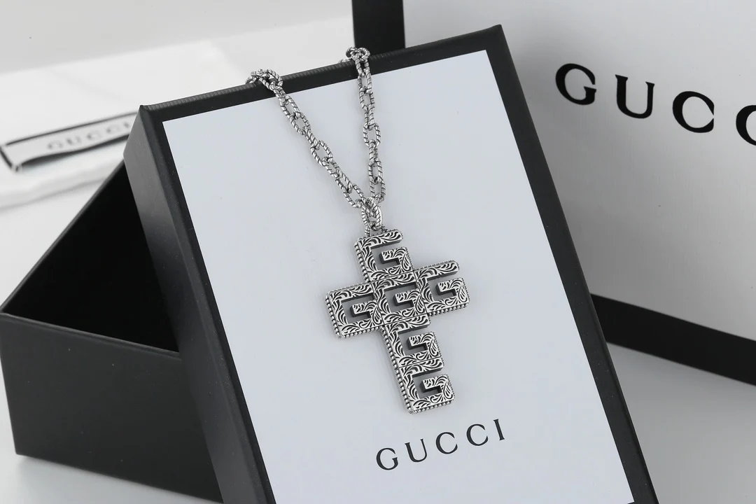 Gucci - Колье 028