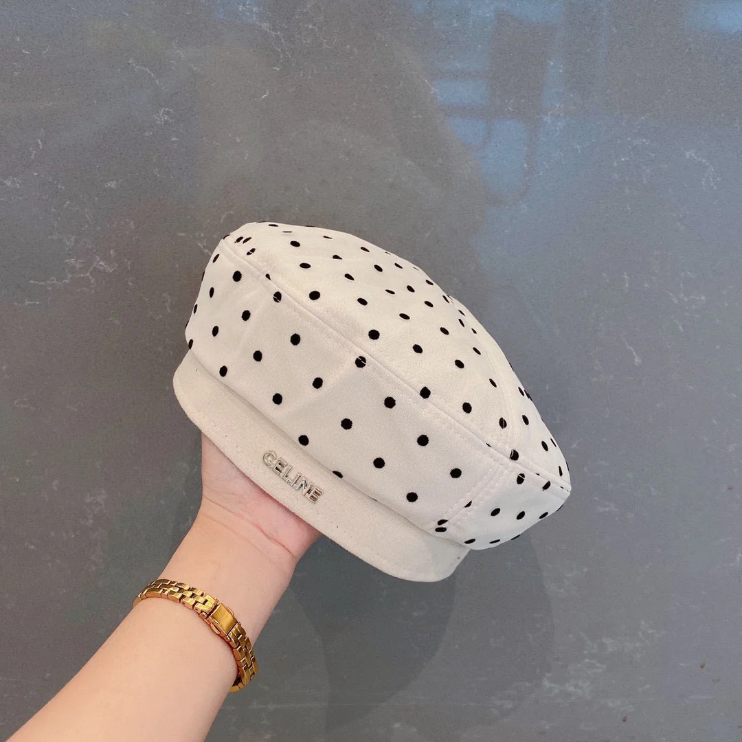 Берет Celine в горошек - белый