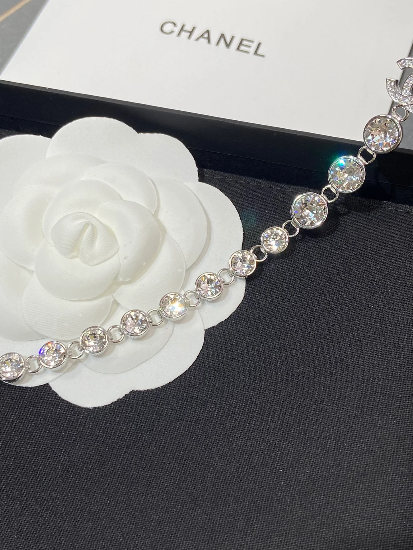 Chanel - Колье 435