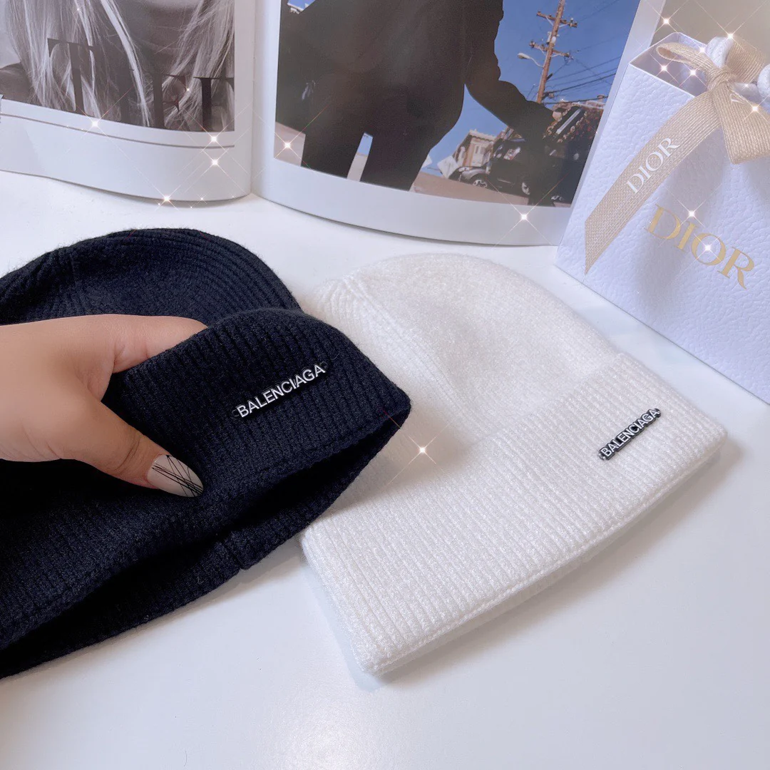 Balenciaga - Шерстяная шапка - Черная