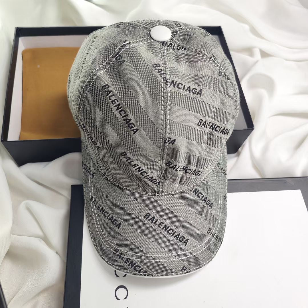 Полосатая бейсболка Balenciaga - серая