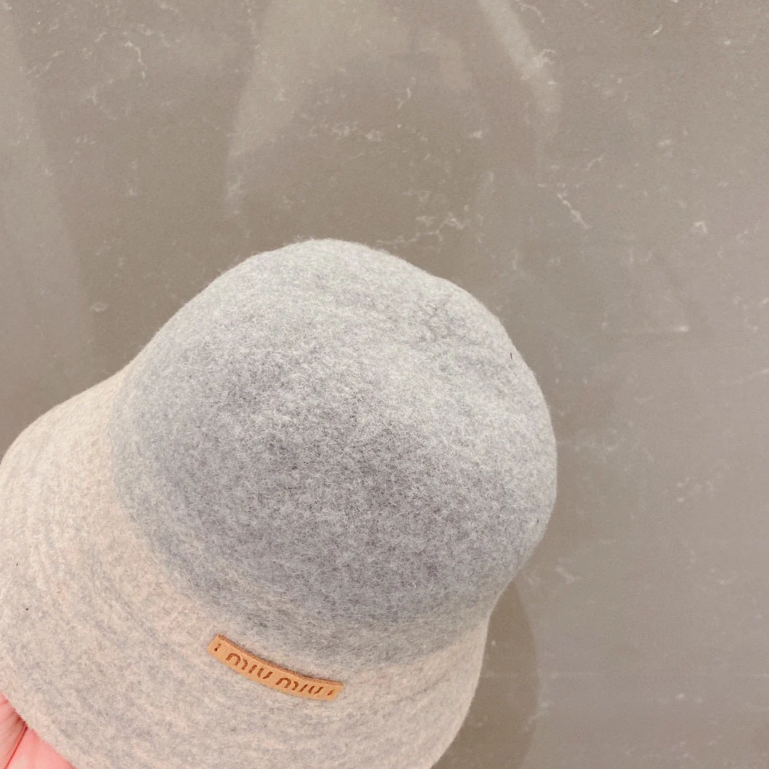 Miu Miu - Шерстяная градиентная рыбацкая шляпа - Серая