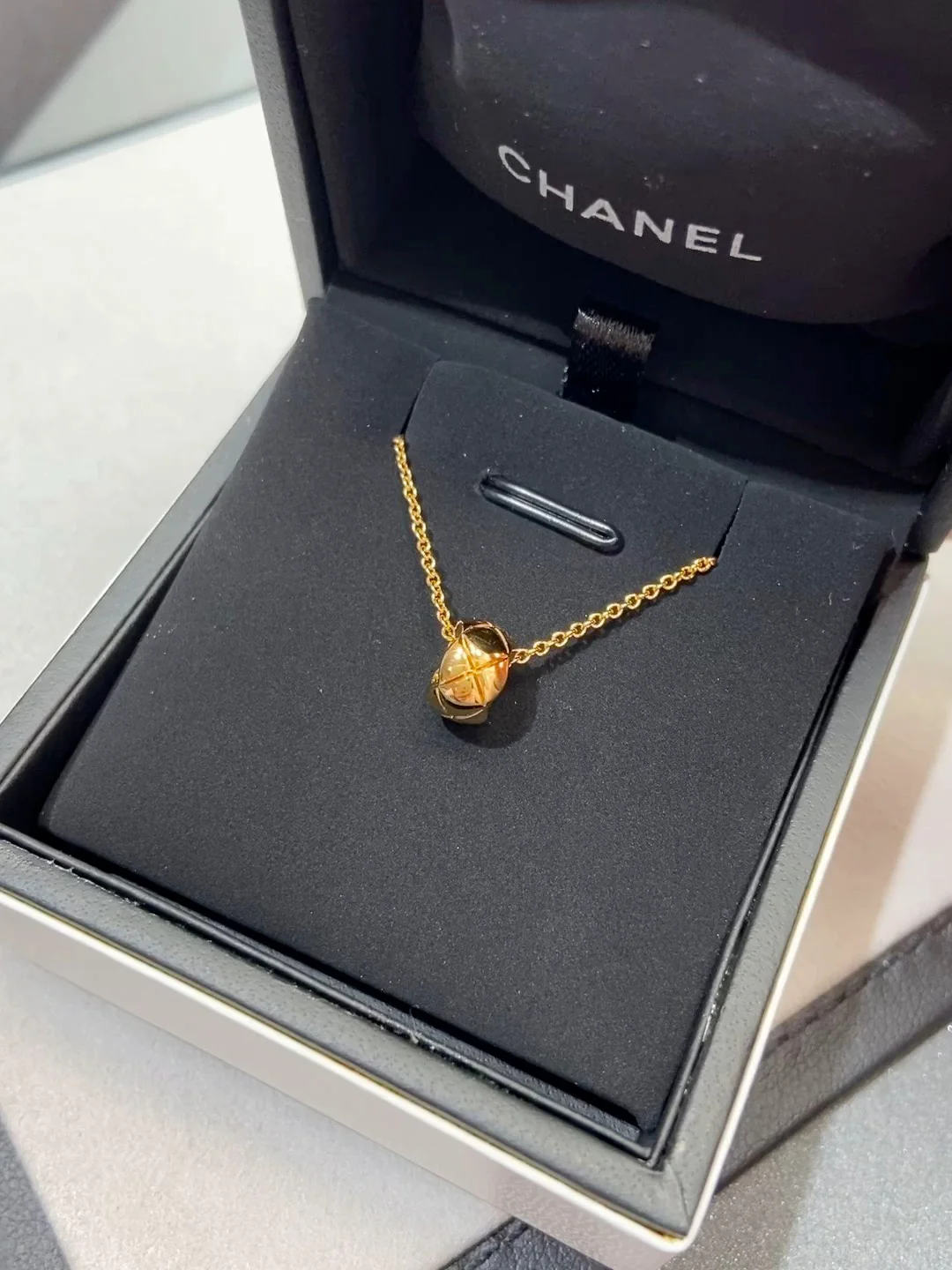 Колье Chanel 561