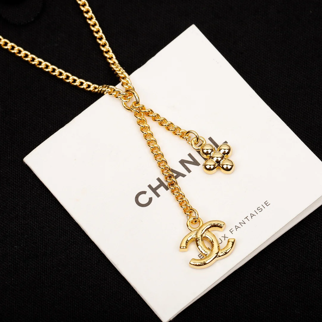 Chanel - Колье 381