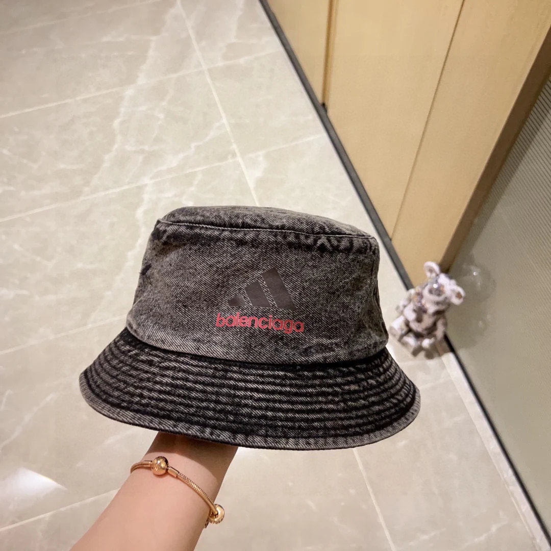 Новая ретро-панама Balenciaga 2023 из выстиранного денима для мужчин и женщин - выстиранный черный цвет.