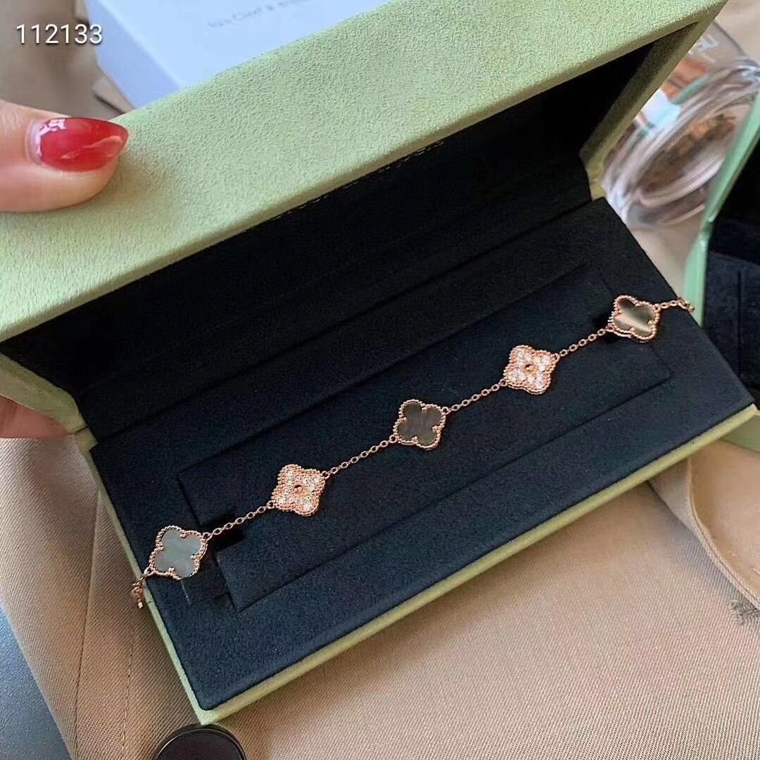 VCA - Различные коллекции - Браслеты - Колье