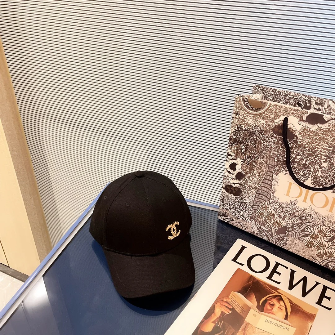 Новая бейсболка Chanel 2022 с пайетками - 4 цвета - 1 шт.