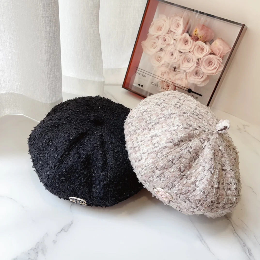 Chanel - Элегантный берет в стиле Chanel - Черный