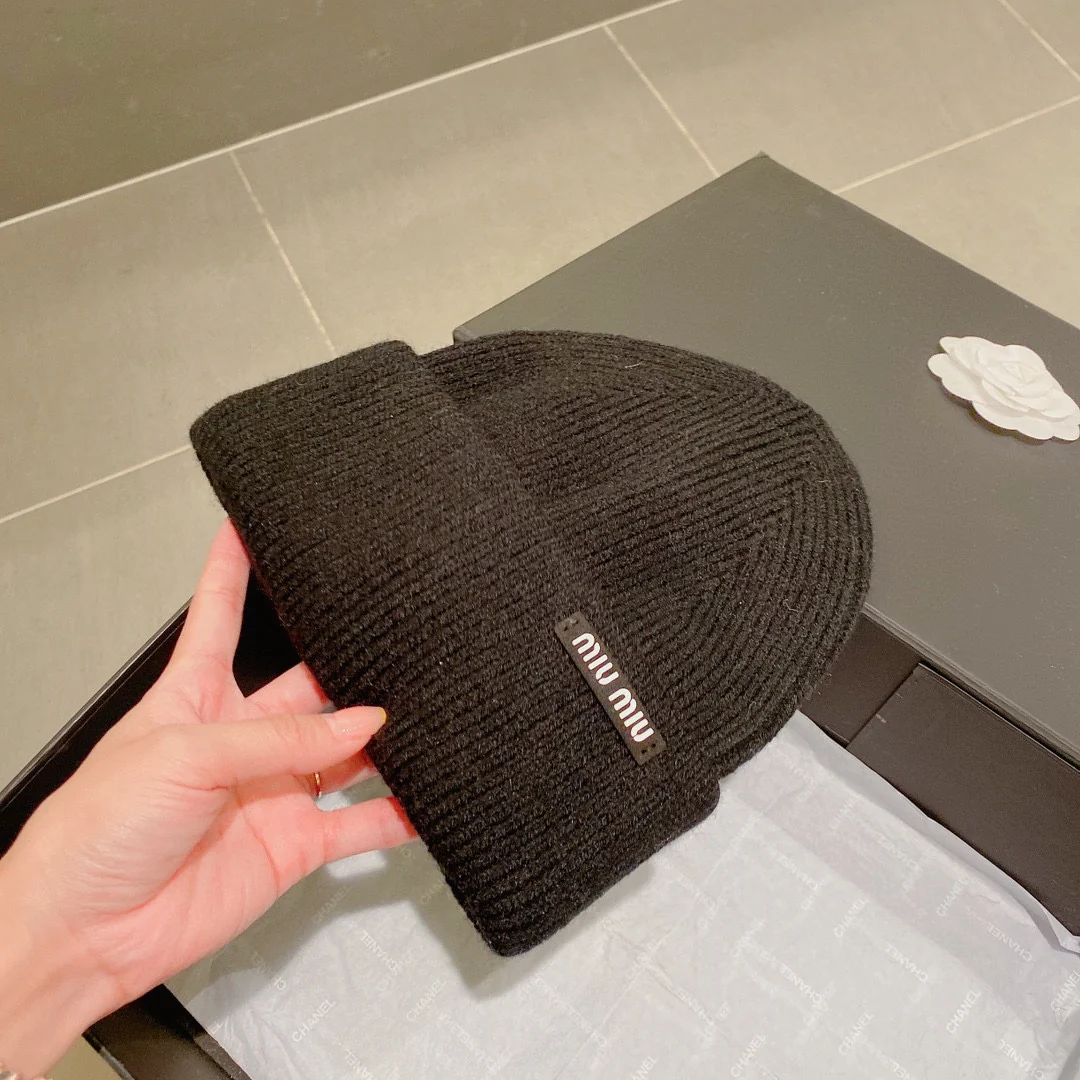 Вязаная шапка Miu Miu - Унисекс - Черная