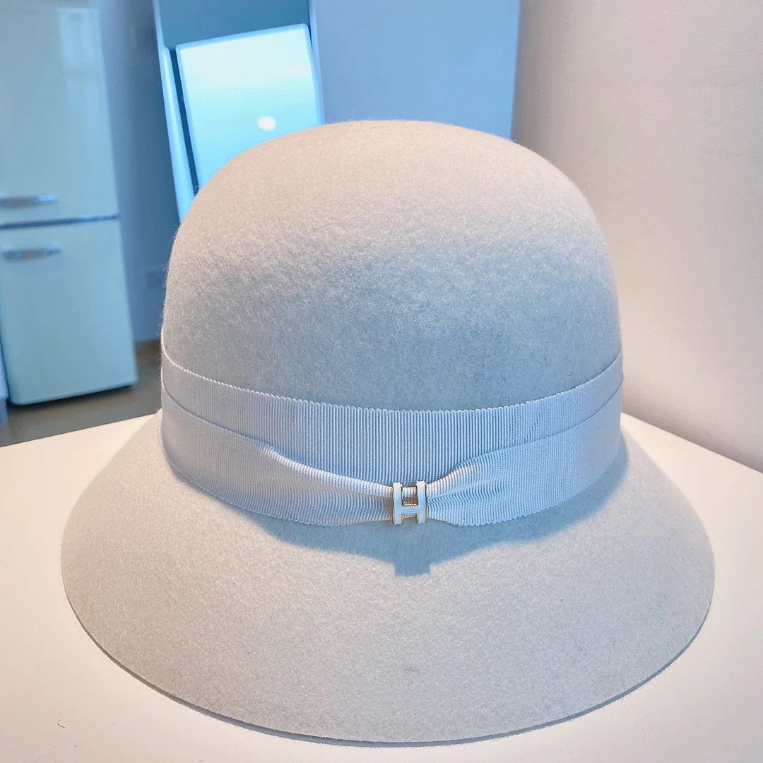 Hermes - Маленькая шерстяная панама с буквой H