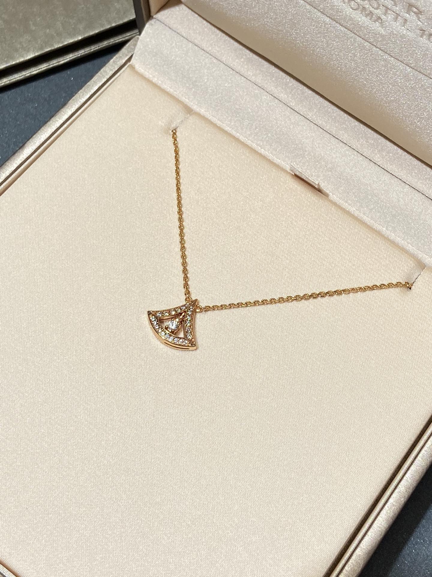 Bvlgari - Колье 062