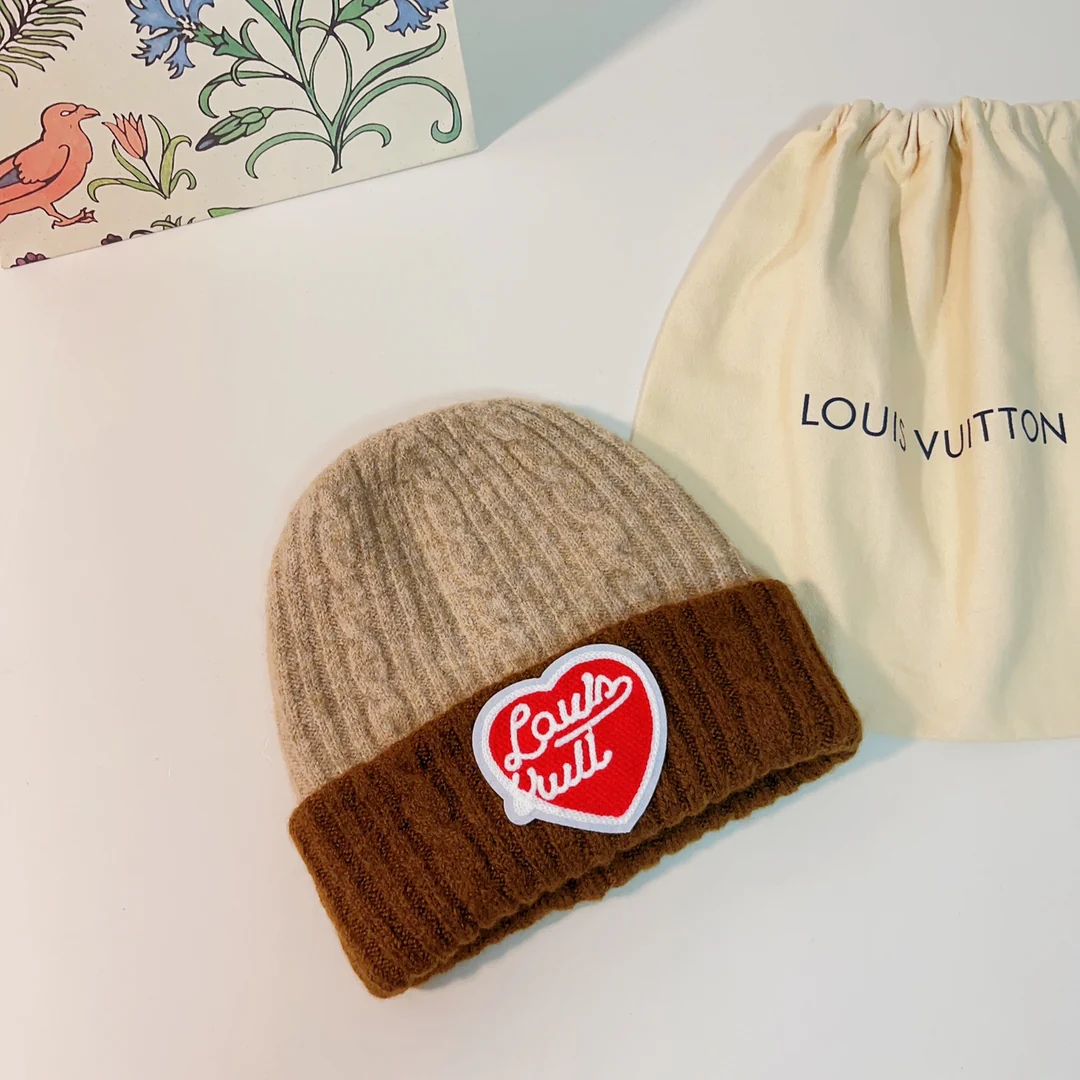 Вязаная шапка LV-Cable