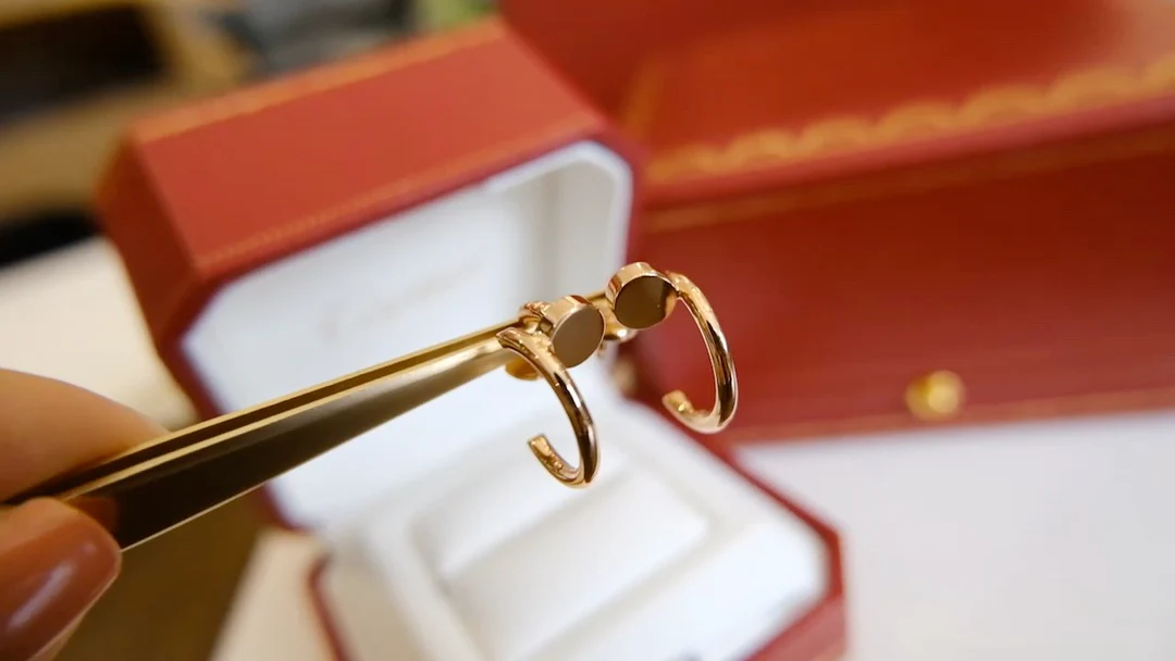 Серьги Cartier 029