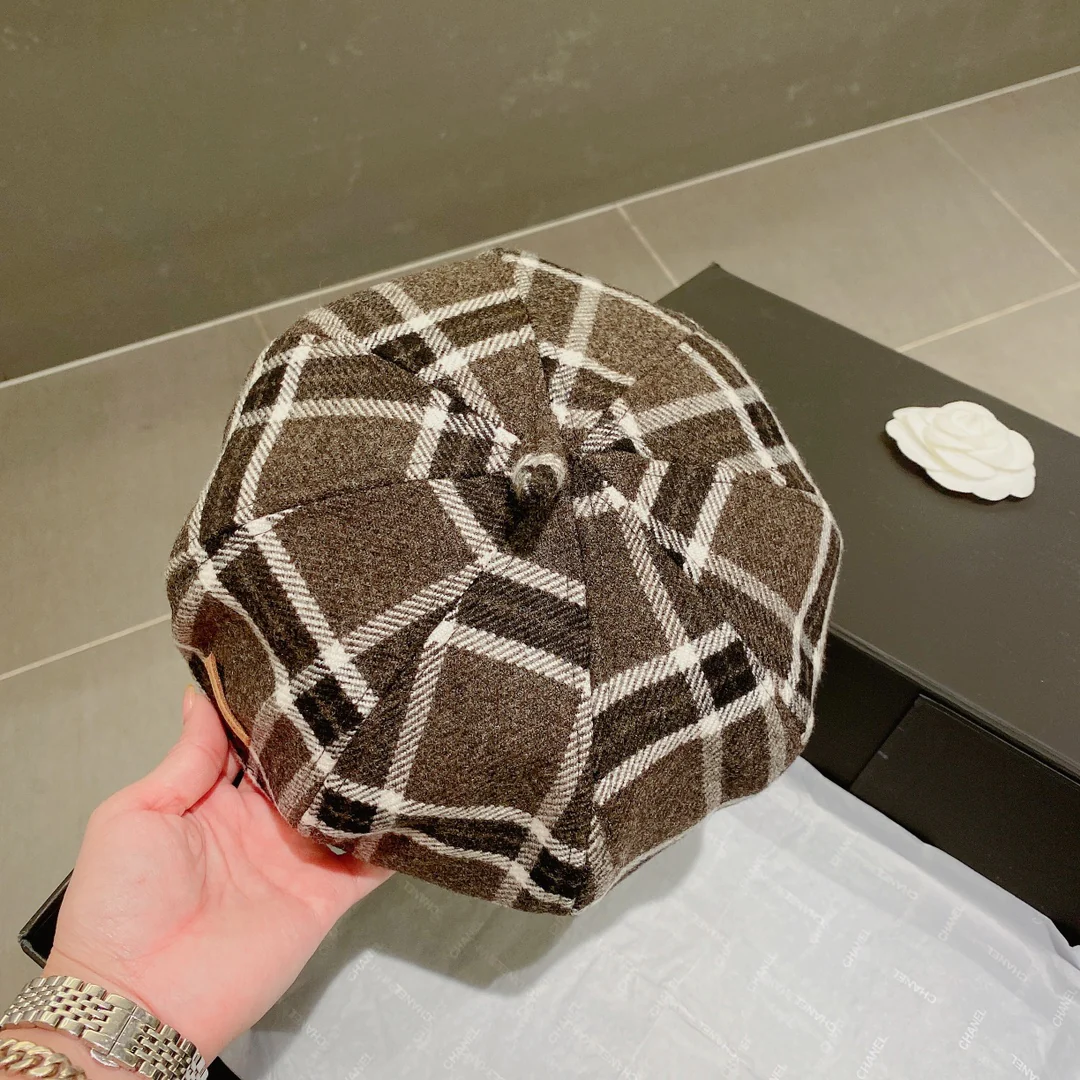 Берет в клетку Burberry - серый