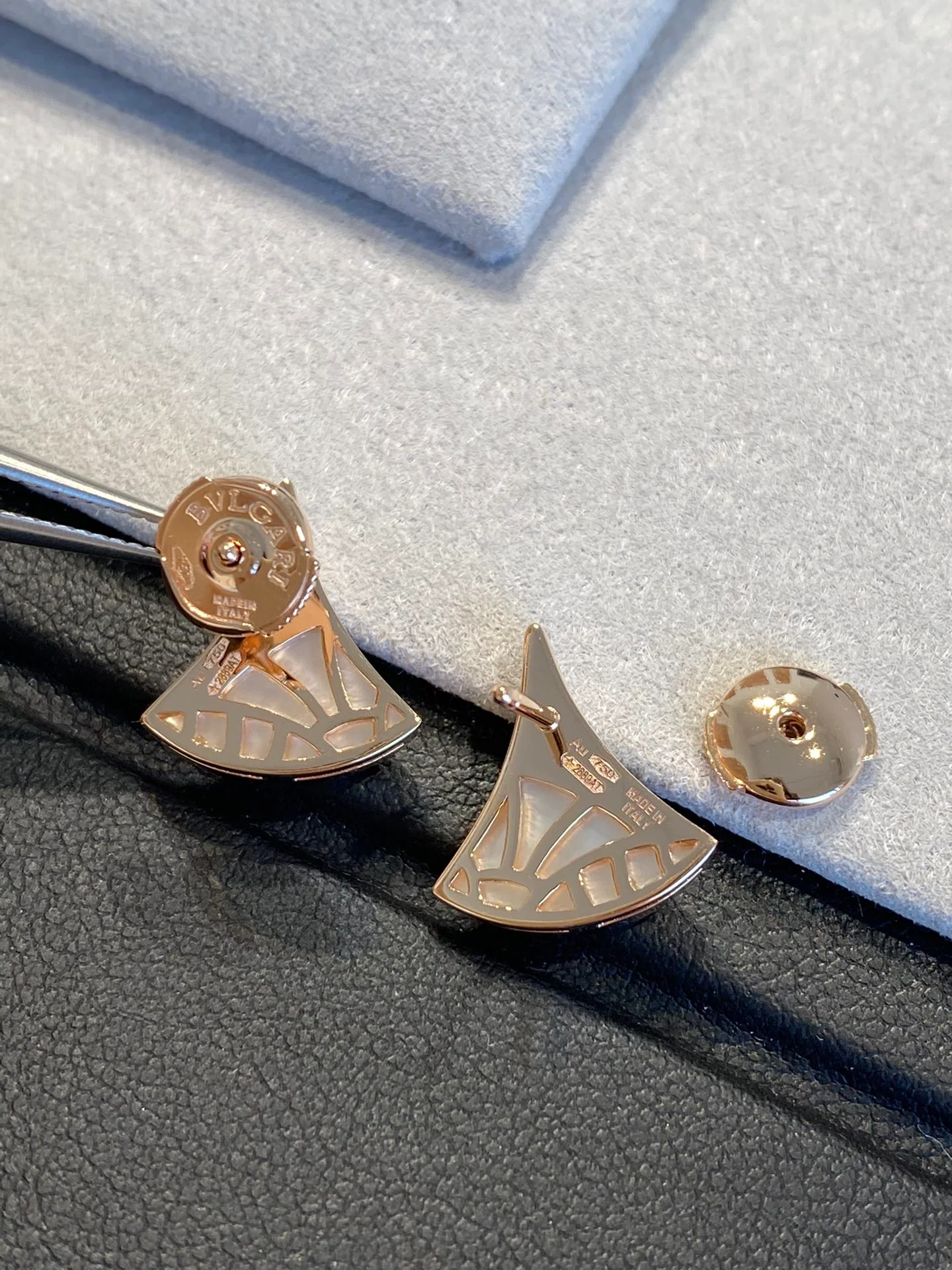 Серьги Bvlgari 031