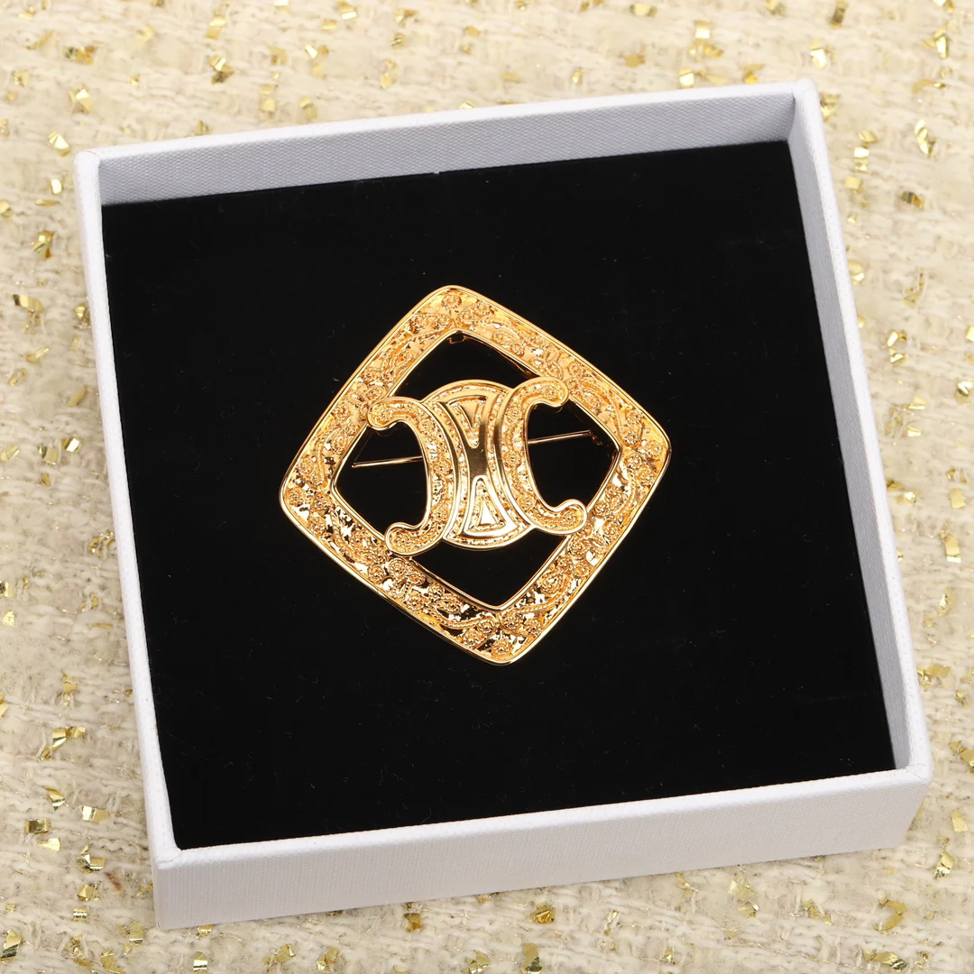 Брошь Селин 001