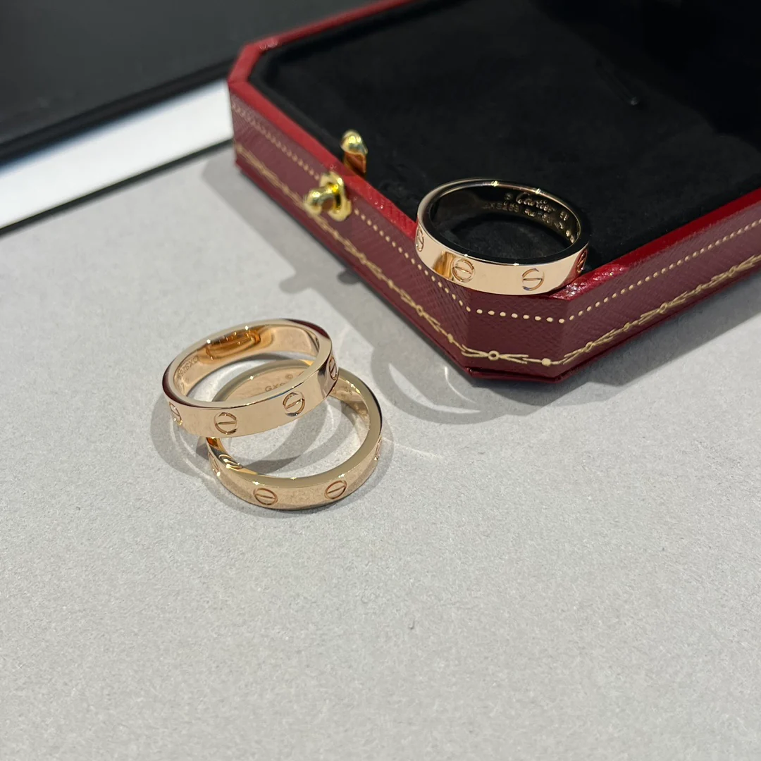 Кольцо Cartier 017