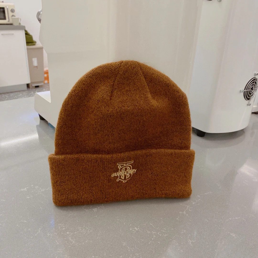 Вязаная шерстяная шапка Burberry TB — коричневая