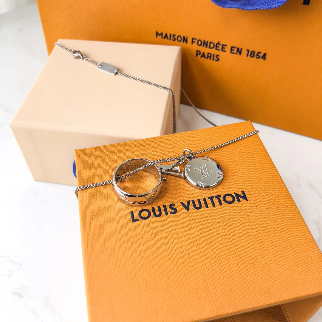 LV-Ожерелье 090