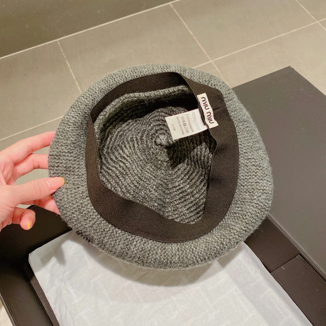 Miu Miu - Береты - Серые